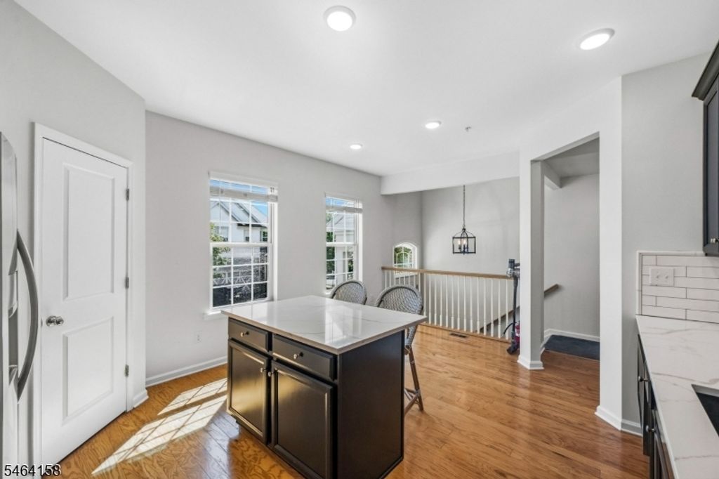 82 Albert Ct, Randolph Twp., NJ 07869 — photo 5