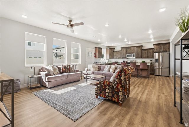 356 W RENDEZVOUS WAY, Garden City, UT 84028