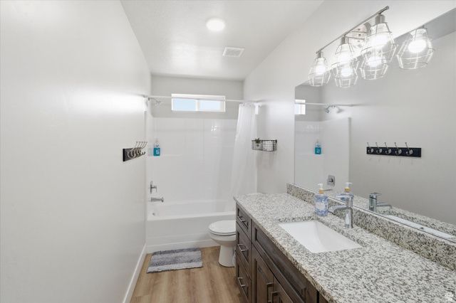 356 W RENDEZVOUS WAY, Garden City, UT 84028