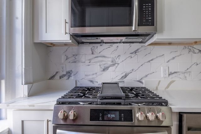 29 Mount Hood Rd 8, Boston, MA 02135