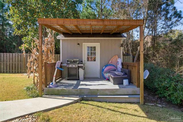 8841 Marsh Elder Dr, Pensacola, FL 32526