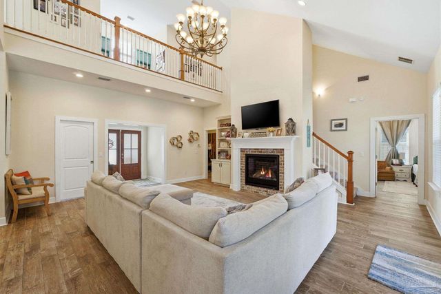 8841 Marsh Elder Dr, Pensacola, FL 32526