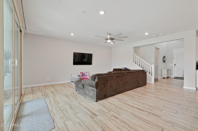 10104 E Gamma Avenue, Mesa, AZ 85212