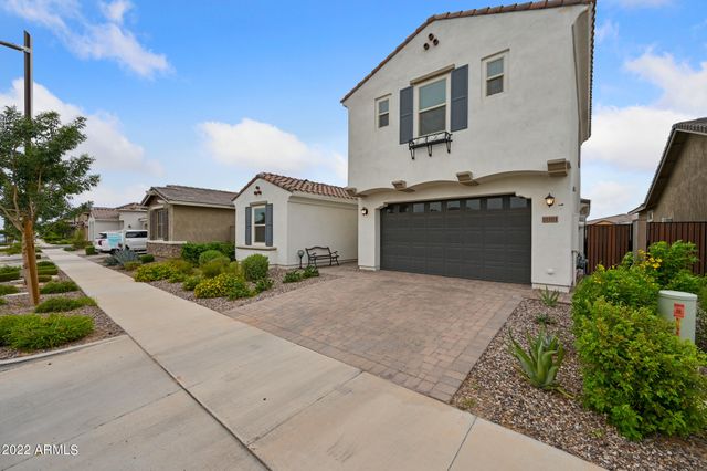 10104 E Gamma Avenue, Mesa, AZ 85212