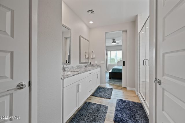 10104 E Gamma Avenue, Mesa, AZ 85212