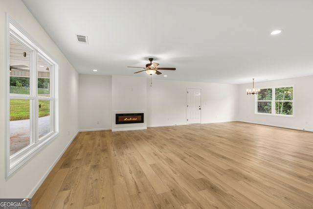 5691 Julian Baugh Road, Lula, GA 30554