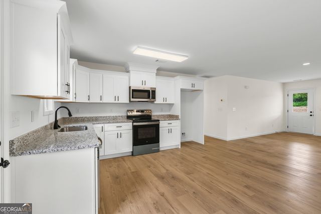 5691 Julian Baugh Road, Lula, GA 30554
