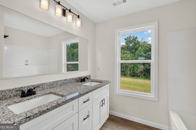 5691 Julian Baugh Road, Lula, GA 30554