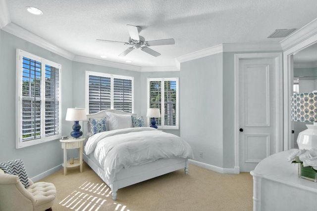 2610 Players Court, Wellington, FL 33414