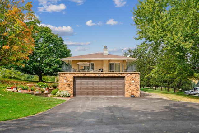 15024 270th Street, Long Grove, IA 52756