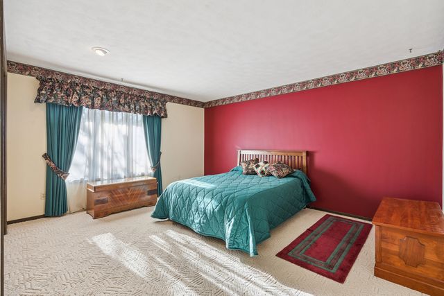 15024 270th Street, Long Grove, IA 52756