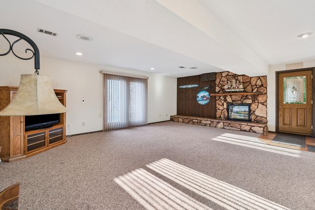 15024 270th Street, Long Grove, IA 52756