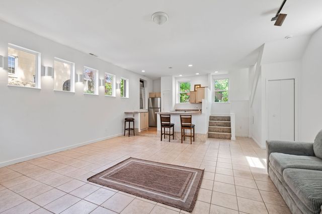 943 N Negley AVENUE 4, Highland Park, PA 15206