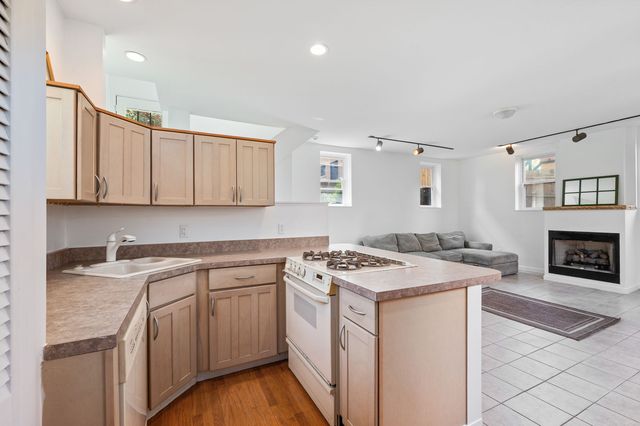 943 N Negley AVENUE 4, Highland Park, PA 15206