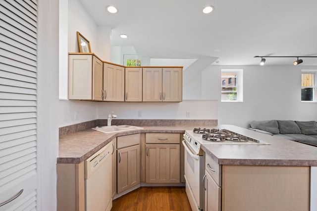 943 N Negley AVENUE 4, Highland Park, PA 15206