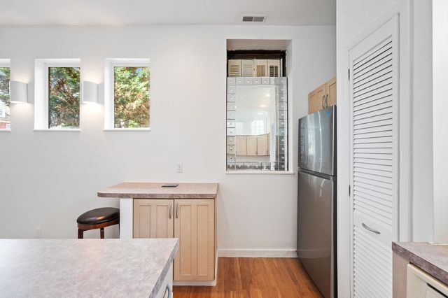 943 N Negley AVENUE 4, Highland Park, PA 15206