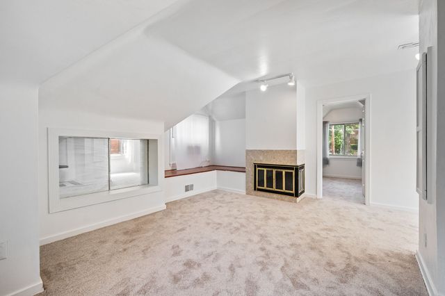 943 N Negley AVENUE 4, Highland Park, PA 15206