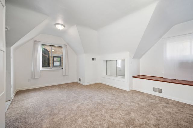 943 N Negley AVENUE 4, Highland Park, PA 15206
