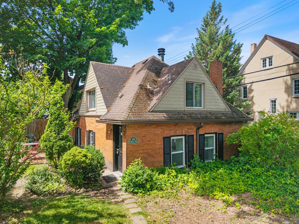 943 N Negley AVENUE 4, Highland Park, PA 15206