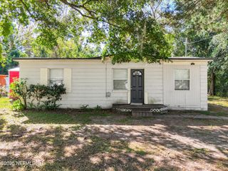 8962 MONROE Avenue, Jacksonville, FL 32208