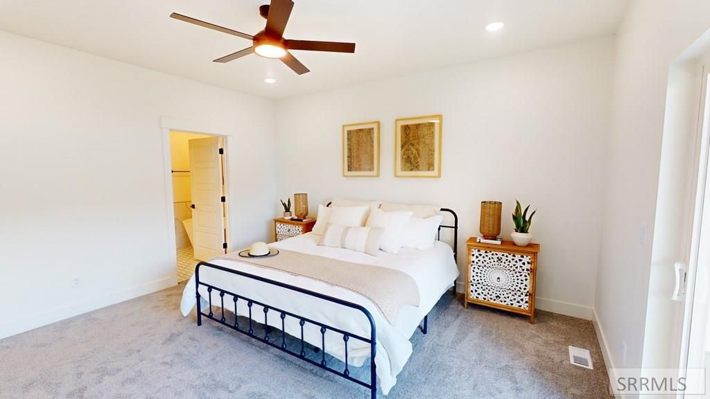 Image 13 of property listing at 632 Idaho Avenue, Sugar City, ID 83448