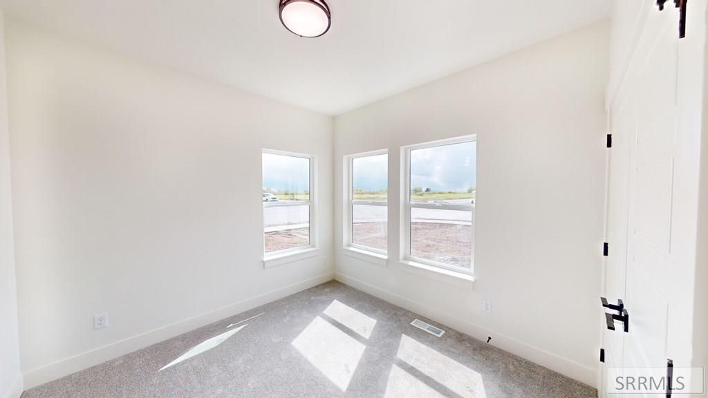 Image 20 of property listing at 632 Idaho Avenue, Sugar City, ID 83448