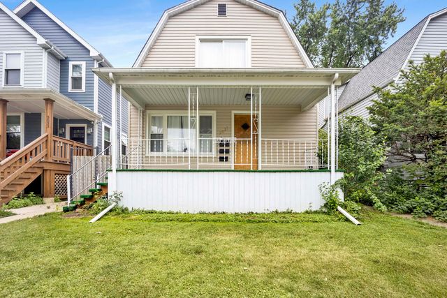 5037 W Winona Street, Chicago, IL 60630