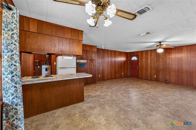5353 US Highway 90a, Gonzales, TX 78629
