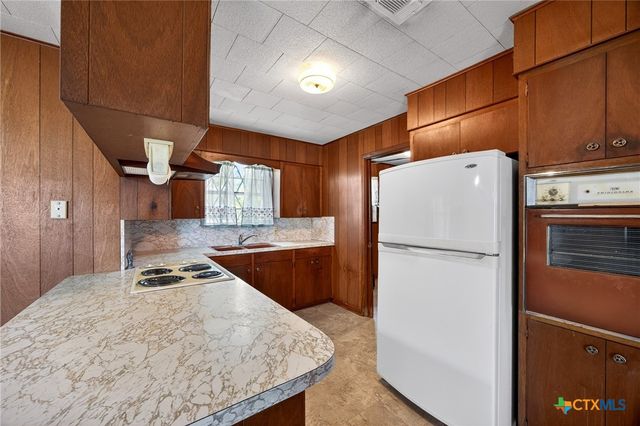 5353 US Highway 90a, Gonzales, TX 78629