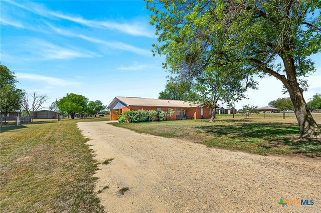 5353 US Highway 90a, Gonzales, TX 78629