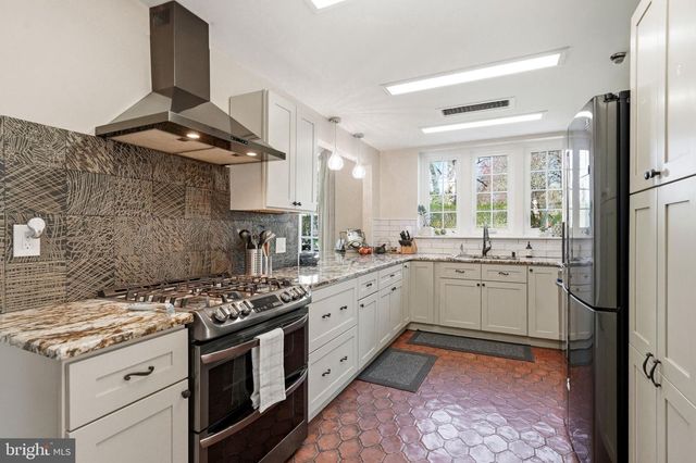 1735 ASHBOURNE RD, Elkins Park, PA 19027