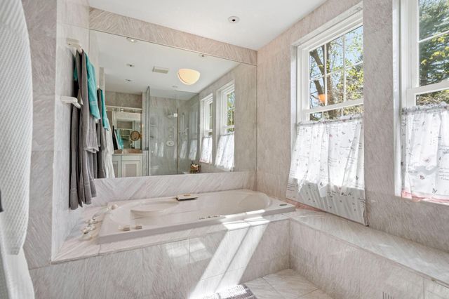 1735 ASHBOURNE RD, Elkins Park, PA 19027