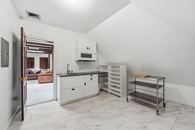 1735 ASHBOURNE RD, Elkins Park, PA 19027