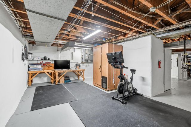 1735 ASHBOURNE RD, Elkins Park, PA 19027