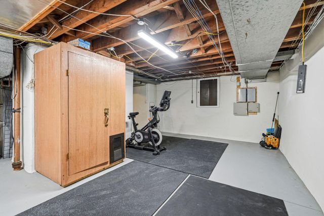 1735 ASHBOURNE RD, Elkins Park, PA 19027