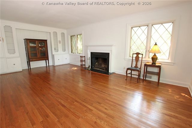 1116 Highland Road, Charleston, WV 25302