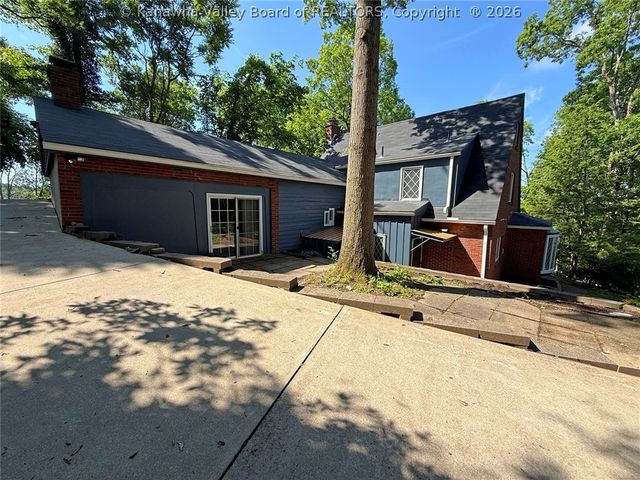 1116 Highland Road, Charleston, WV 25302