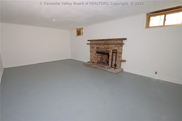 1116 Highland Road, Charleston, WV 25302