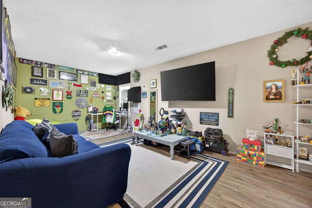 1241 Silvercrest Court, Powder Springs, GA 30127