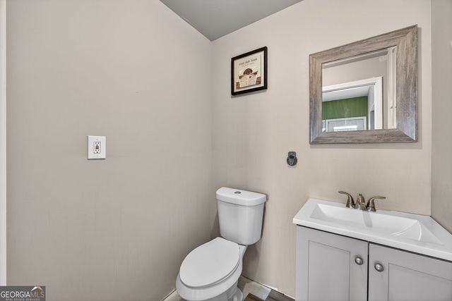 1241 Silvercrest Court, Powder Springs, GA 30127