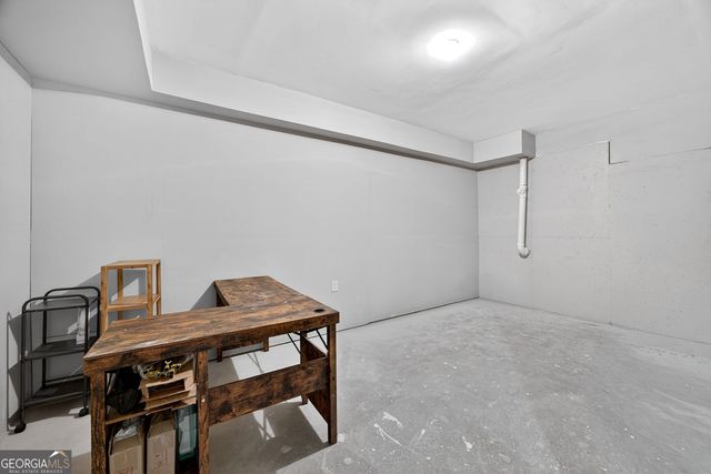 1241 Silvercrest Court, Powder Springs, GA 30127