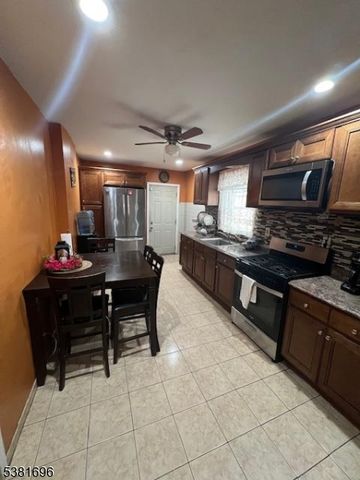 245 William St, Rahway City, NJ 07065