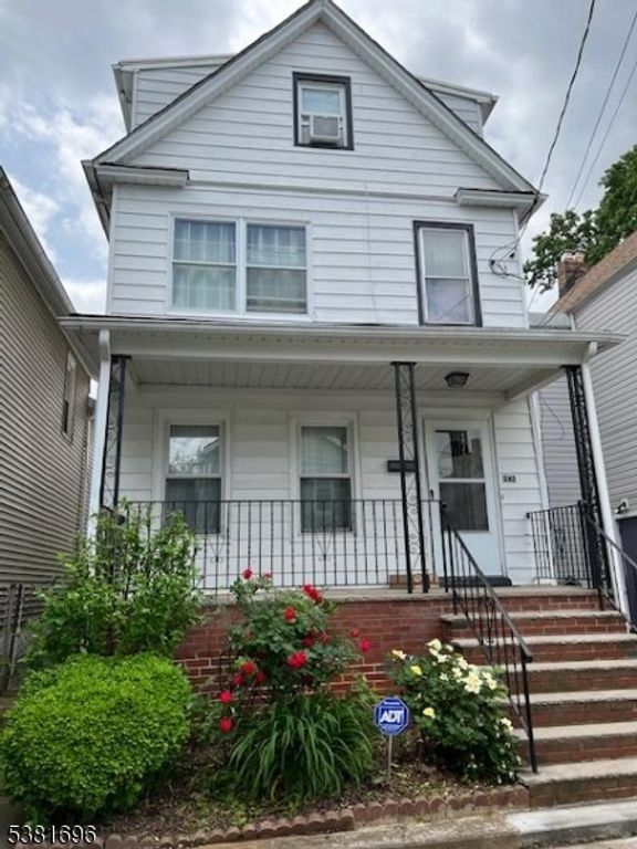 245 William St, Rahway City, NJ 07065