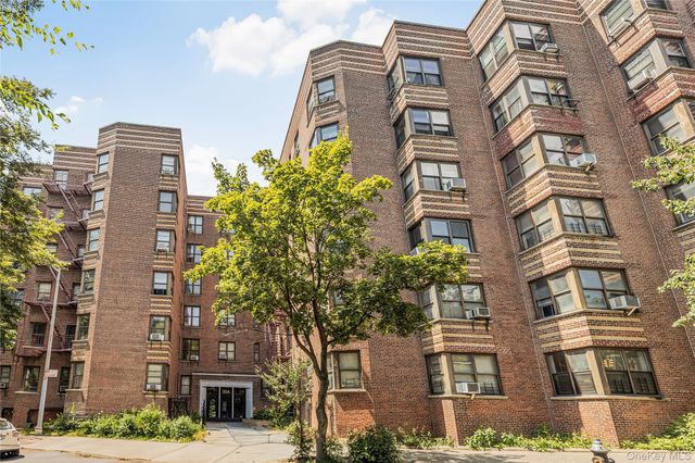 306 E Mosholu Pkwysouth 1F, Bronx, NY 10458