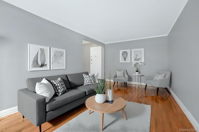 306 E Mosholu Pkwysouth 1F, Bronx, NY 10458