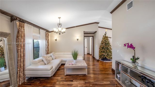 11798 SW 51st Court, Cooper City, FL 33330