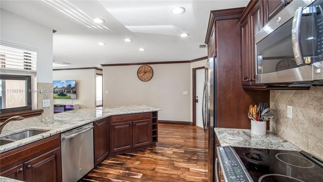 11798 SW 51st Court, Cooper City, FL 33330