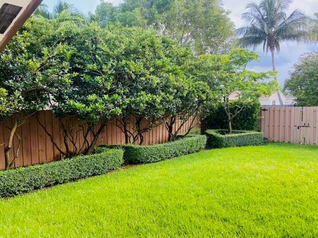 11798 SW 51st Court, Cooper City, FL 33330