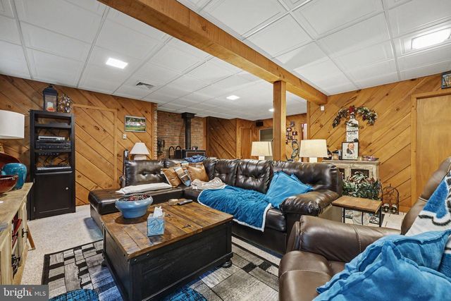 1040 SOFFA RD, East Greenville, PA 18041