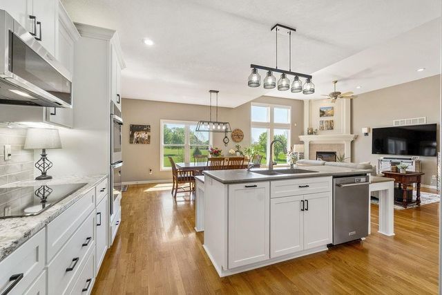 14909 Orval Lane, Liberty, MO 64068